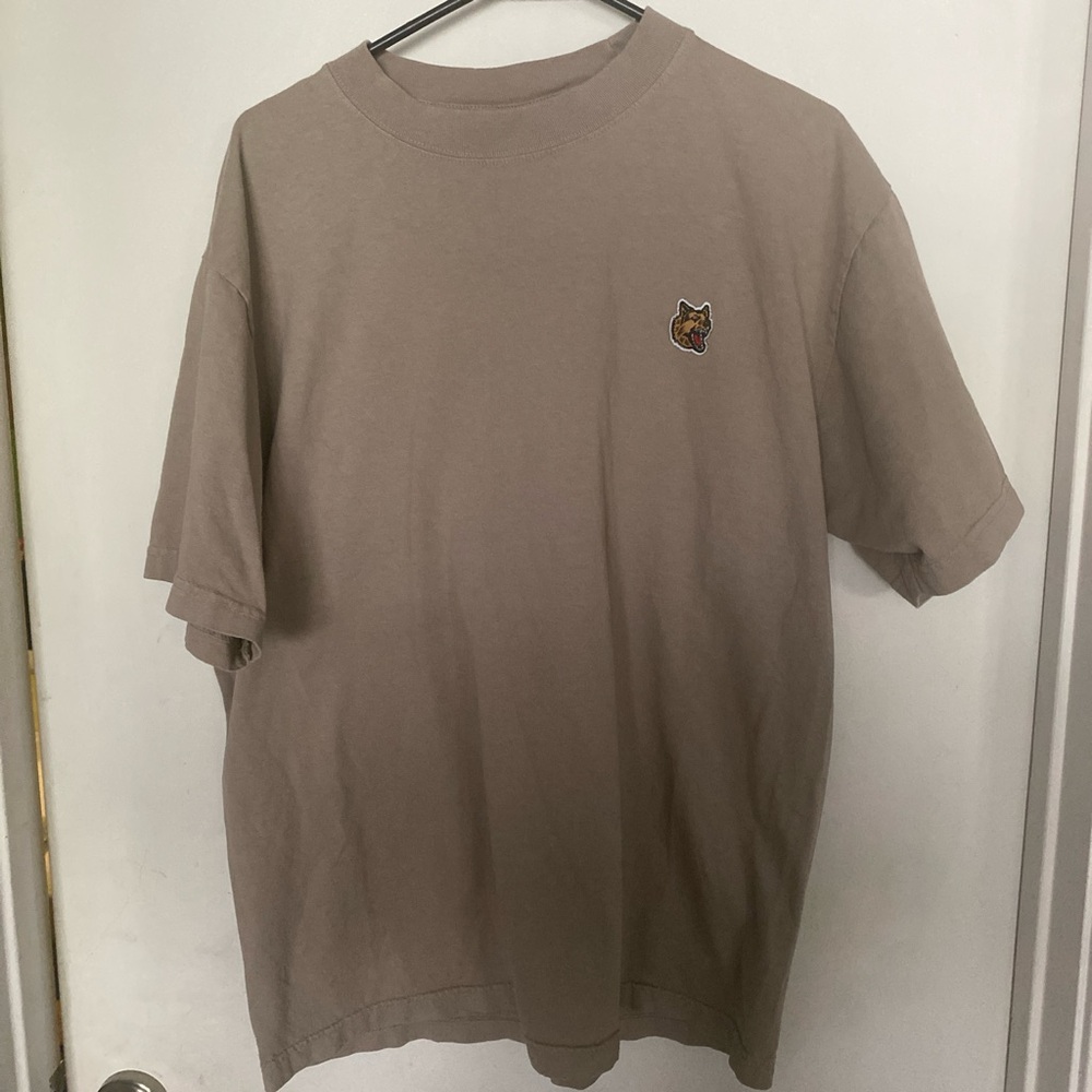 Men's Tan T-Shirt with Embroidered Patch